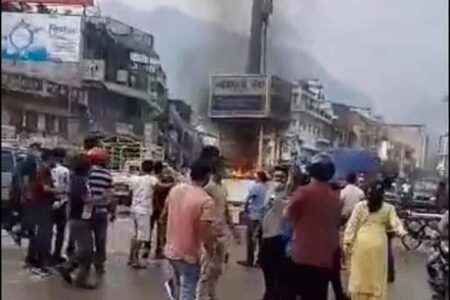 प्रदेश ५ राजधानी दाङ सार्ने प्रस्ताब आएसंगै बुटवलमा विरोध प्रदर्शन