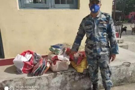 सशस्त्र प्रहरीको कडा निगरानीमा सीमाक्षेत्रमा तस्करी नियन्त्रण