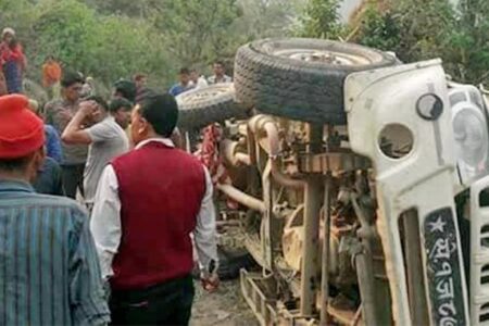 डोटीमा जीप दुर्घटना हुँदा : ३ जनाको मृत्यु, ५ जना घाइते