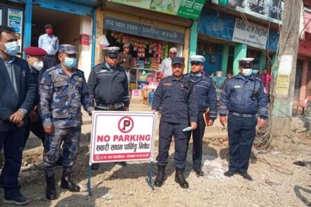 नगरपालिकाको बजार क्षेत्रमा एकतर्फी सवारी साधन ब्यवस्थित