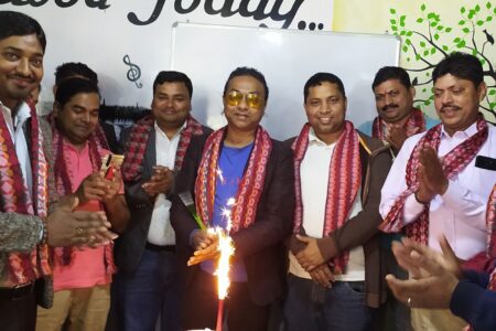 भिभो ब्रान्डको नयाँ मोबाईल किन्ने ग्राहकको लहान बजारमा घुईचो