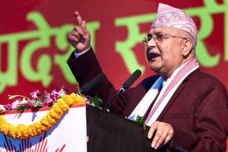 अविश्वासको प्रस्ताव ल्याएर प्रधानमन्त्रीबाट हटाउन प्रचण्डमाधव समुहलाई प्रधानमन्त्री ओलीको चुनौति