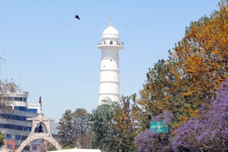 धरहरा चढ्दा आइफल टावर चढेजस्तै अनुभव भयो : प्रधानमन्त्री ओली