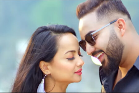 अभिनेत्री तथा मोडल नम्रता सापकोटाको रोशन अधिकारीसँग ‘चुपचाप’ रोमान्स