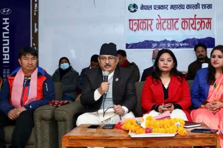 सबै निर्वाचन समयमै पूरा हुन्छ : गृहमन्त्री खाँण