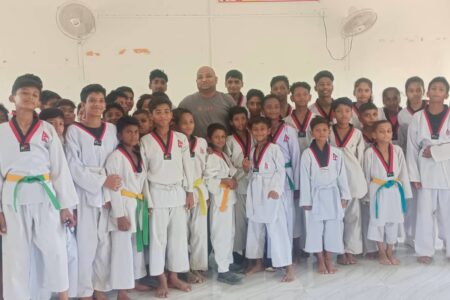 शान्ति निकेतन तेक्वान्दो दोजाङद्वारा प्रमाण पत्र वितरण कार्यक्रम सम्पन्न