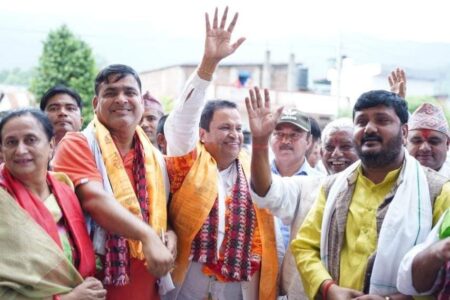 बिनोद चौधरीलाई विजय गराउन नेपाली कांग्रेस लुम्बिनी प्रदेशका महामन्त्री विक्रम खनालको आव्हान