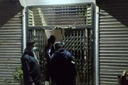 पश्चिम नवलपरासीको बर्दघाटमा गएराति खुकुरी प्रहार गरि फरार अभियुक्त प्रहरीद्वारा पक्राउ
