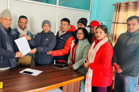 निर्वाचनमा उम्मेद्वार बनेका पत्रकारको सदस्यता खारेज गर्न चौतारीको माग