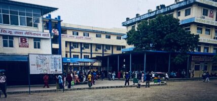 रसुवा बाढीका मृतक ११ जनाको शव लुम्बिनी प्रादेशिक अस्पतालमा ल्याइयो