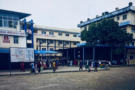 रसुवा बाढीका मृतक ११ जनाको शव लुम्बिनी प्रादेशिक अस्पतालमा ल्याइयो